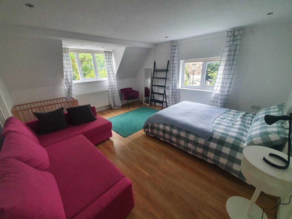 Beautiful House In The Heart Of A Golf Course. Apartment Manchester Exterior photo