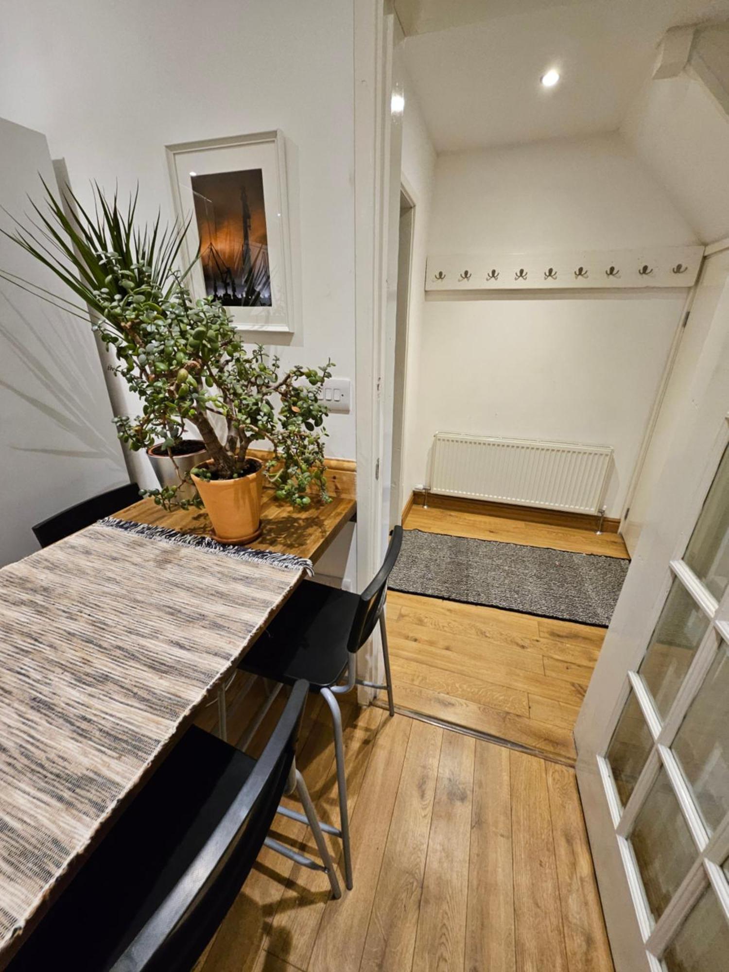 Beautiful House In The Heart Of A Golf Course. Apartment Manchester Exterior photo