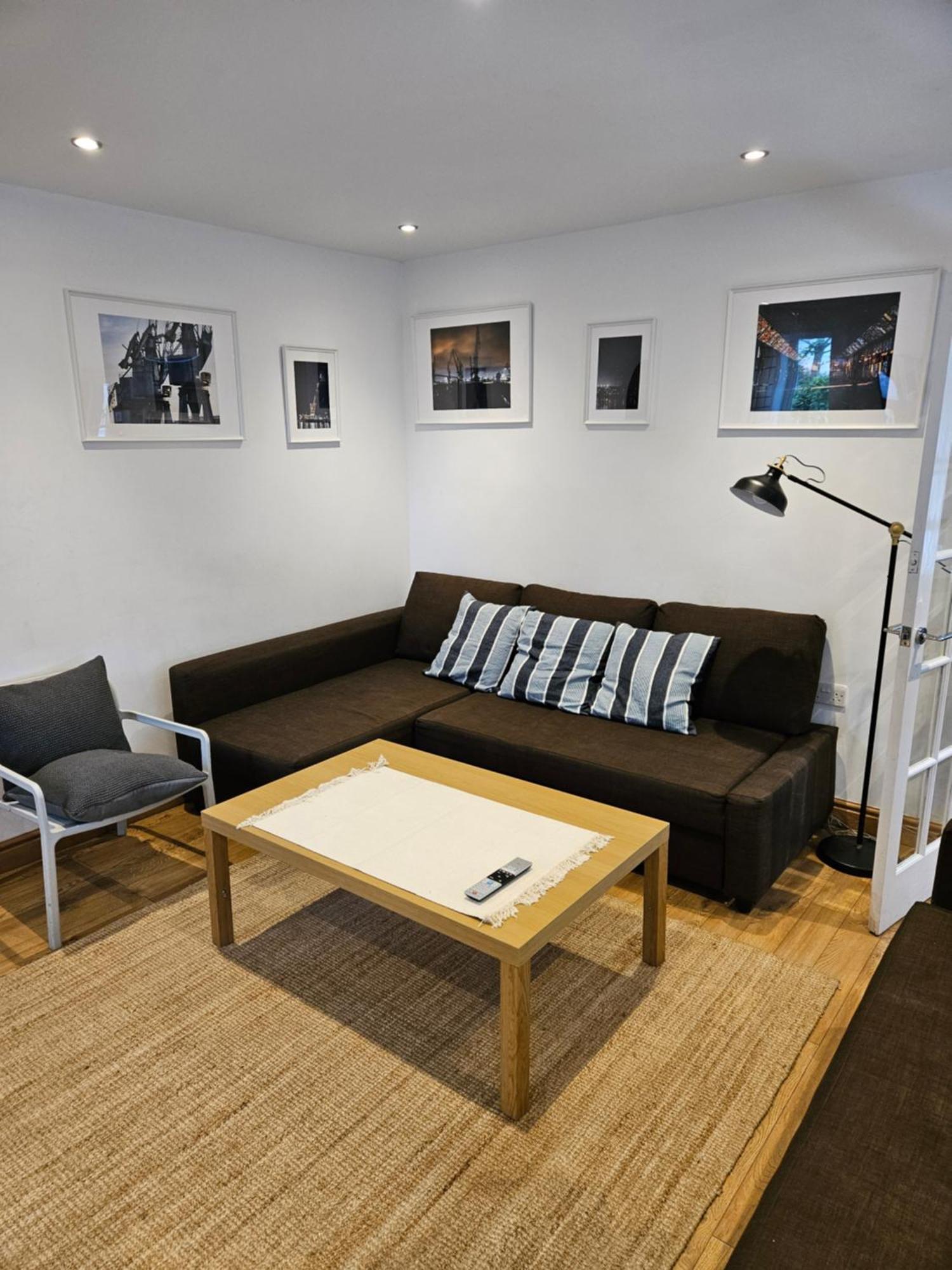 Beautiful House In The Heart Of A Golf Course. Apartment Manchester Exterior photo